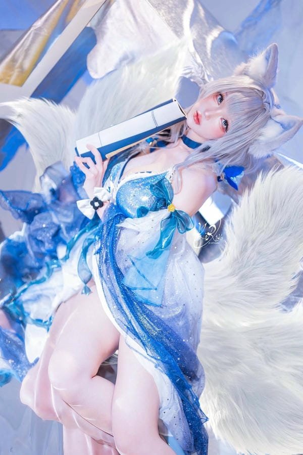 azure cosplay 29