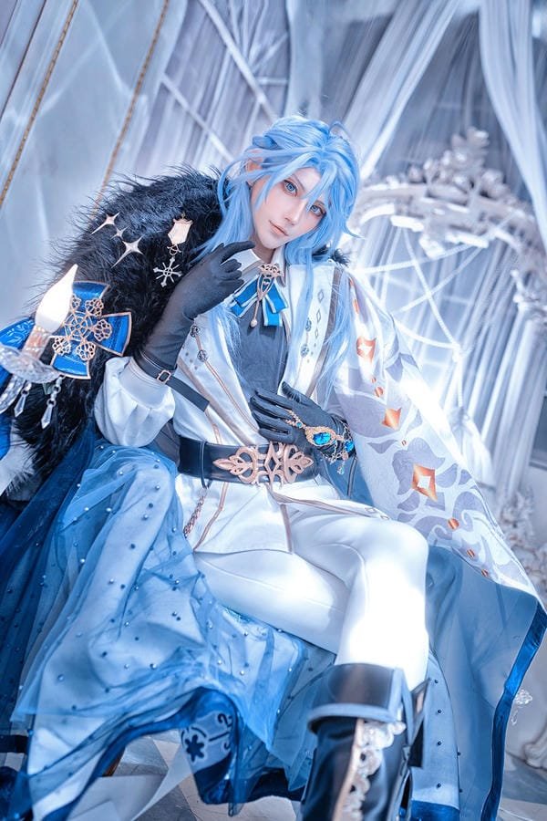 azure cosplay 8