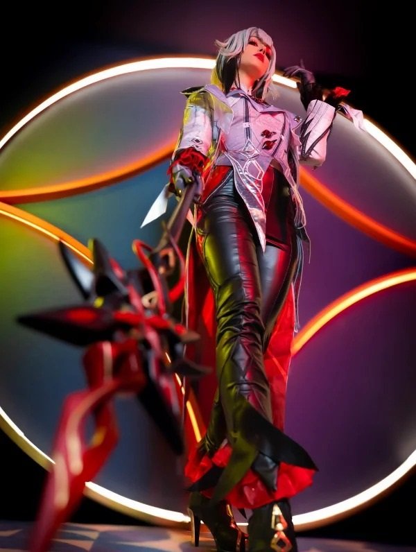 cosplay Arlecchino (1)