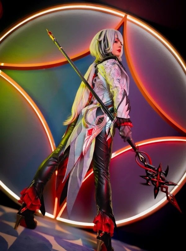 cosplay Arlecchino (3)