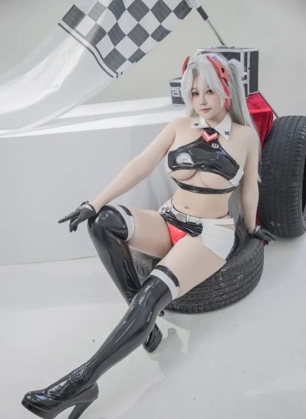 cosplay Prinz Eugen (15)