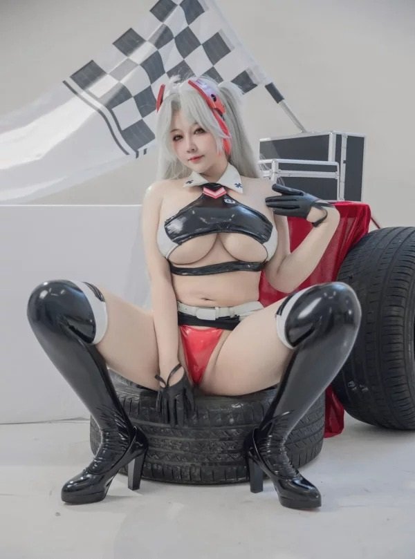 cosplay Prinz Eugen (24)