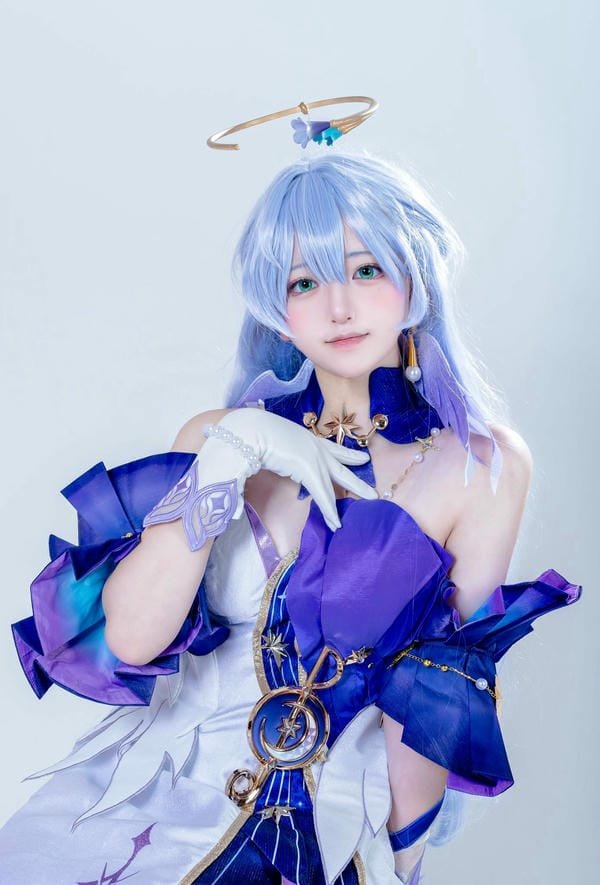 cosplay Robin - Honkai (19)