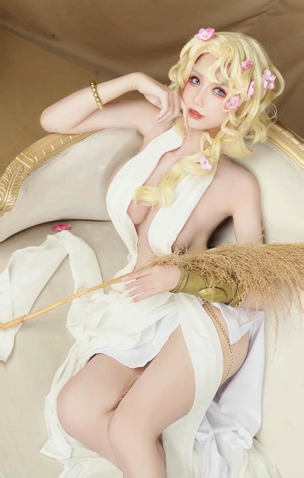 cosplay aphrodite 10