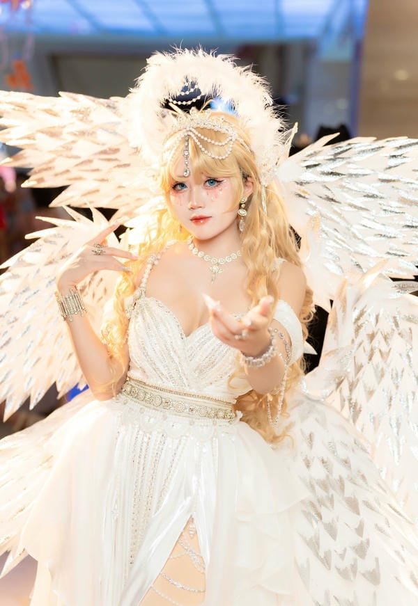 cosplay aphrodite 5