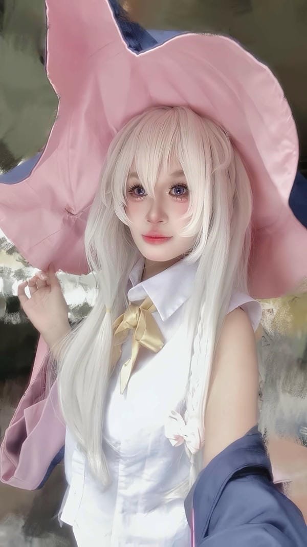 cosplay phù thủy anime
