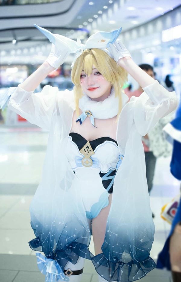 cosplay thỏ 16