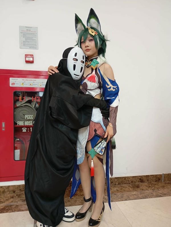 cosplay vô diện 8