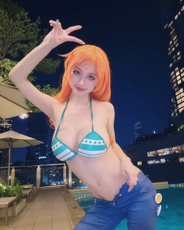 cosplay vú bự (13)