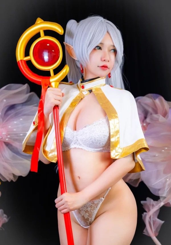 cosplay vú bự (27)