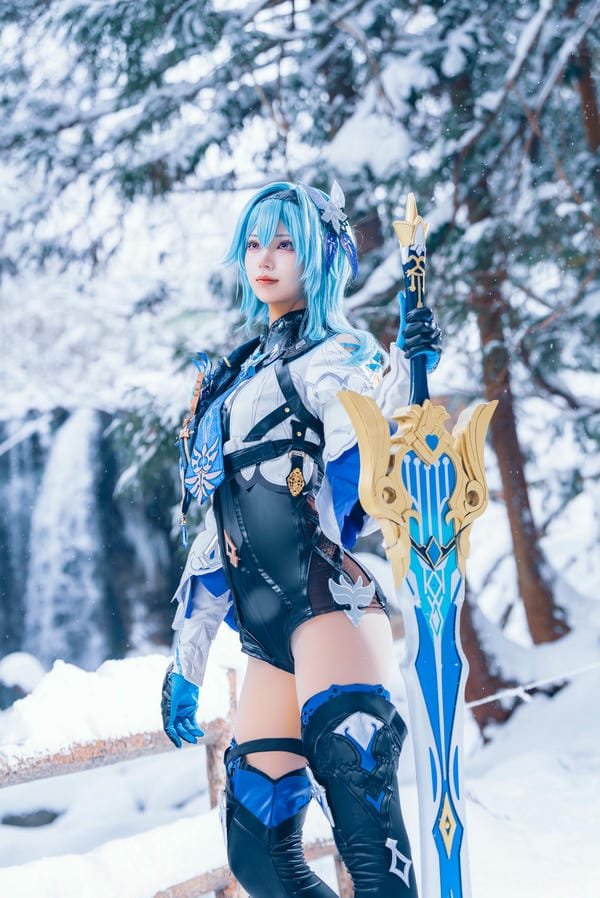 eula cosplay (7)
