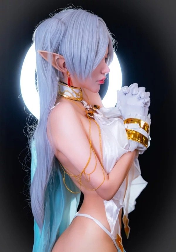 frieren cosplay (8)