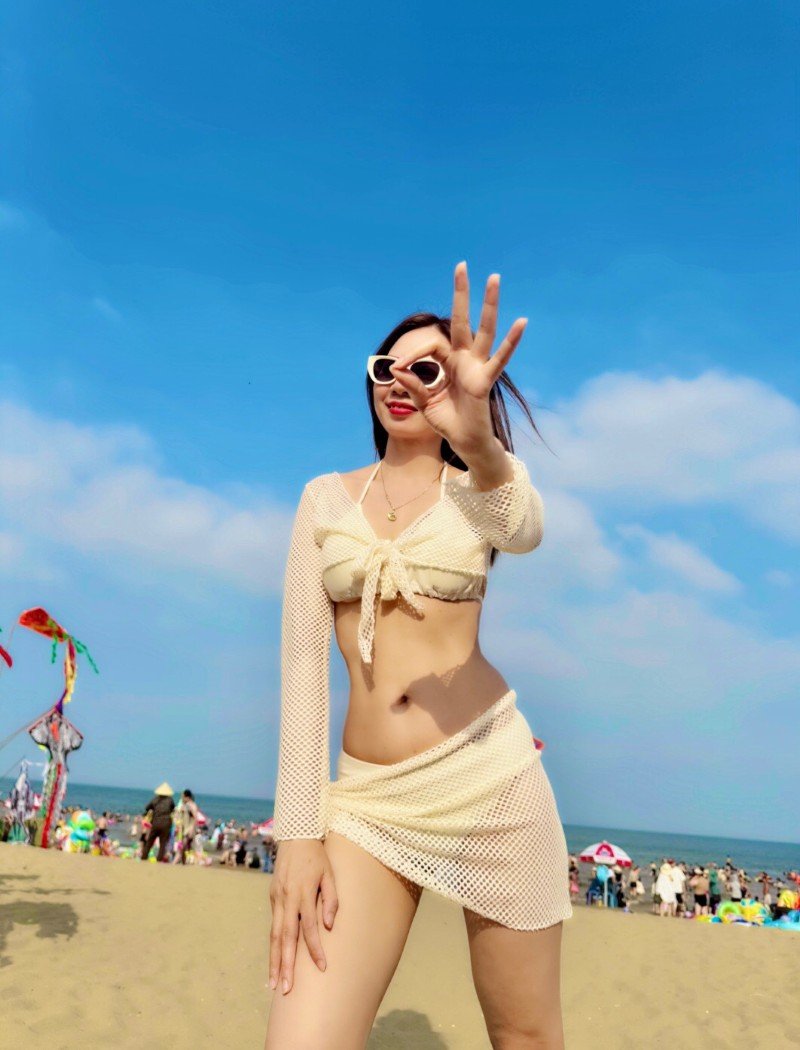 ảnh gái đẹp bikini 15