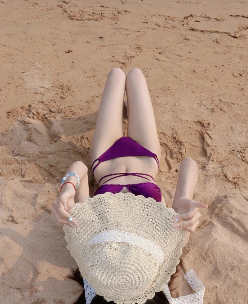 gái xinh mặc bikini nhỏ 34