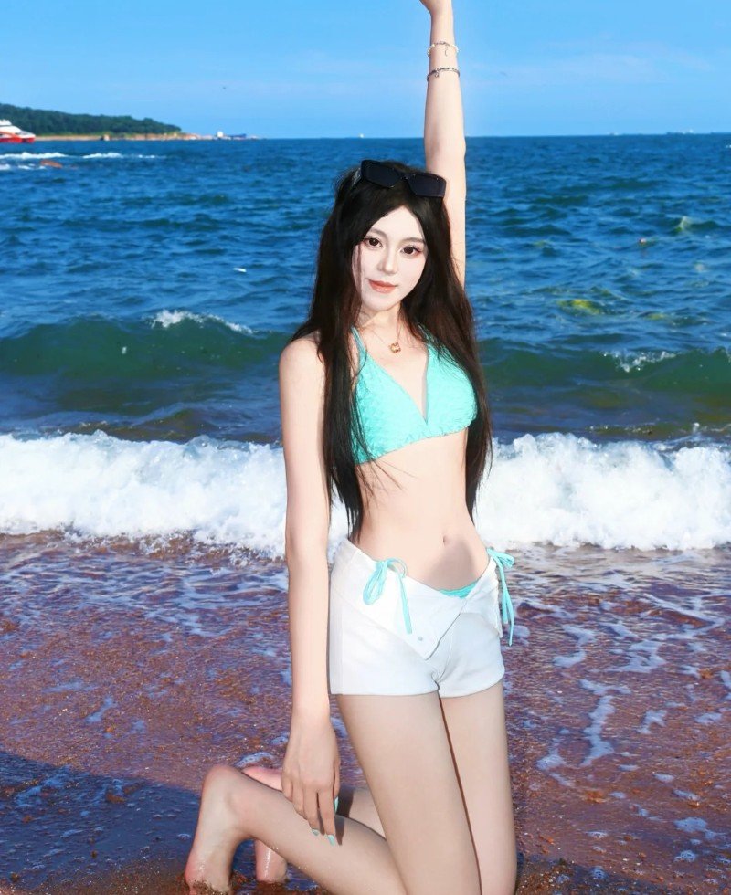 gái xinh trung quốc mặc bikini 22