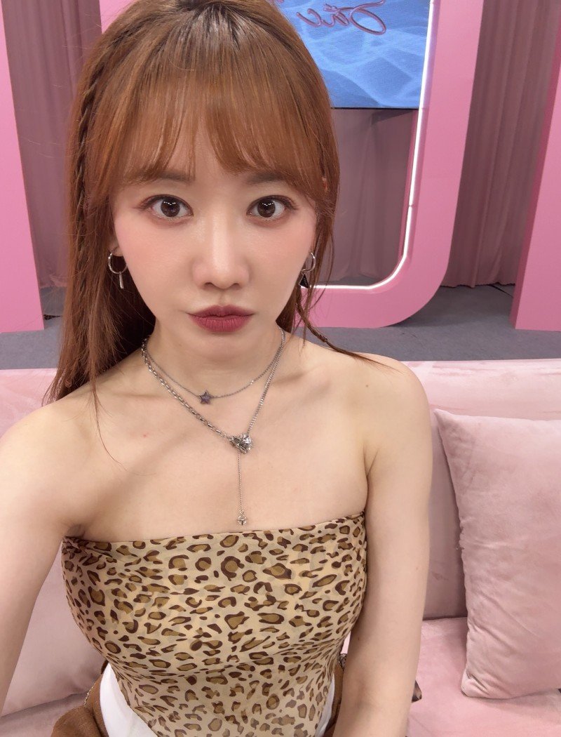 hari won bikini 27