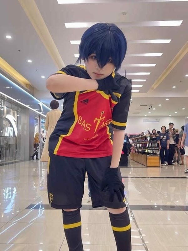 isagi cosplay 2