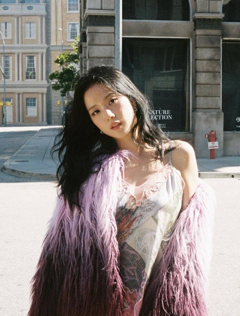 jisoo bikini 11