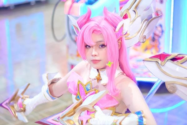 kaisa cosplay 24