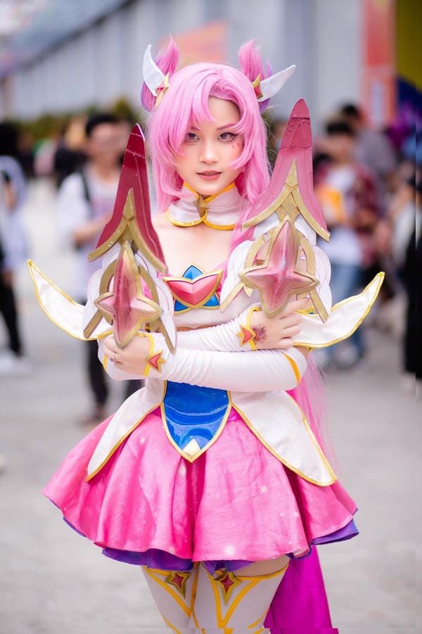 kaisa cosplay 4
