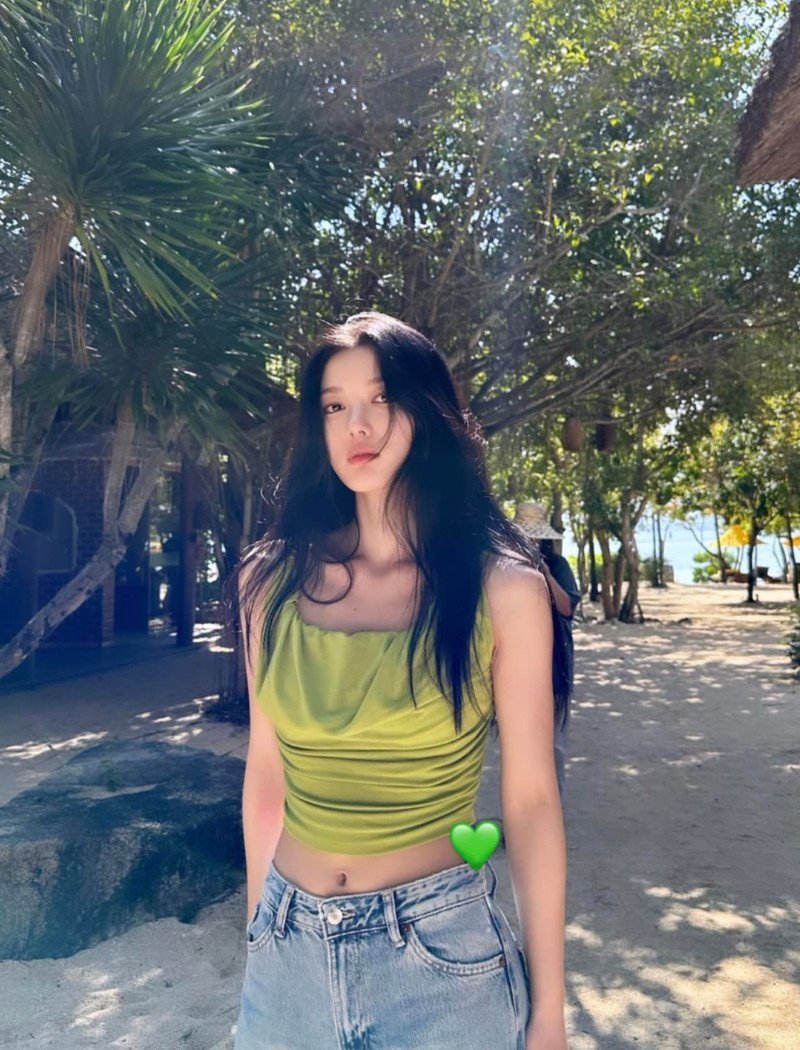kim yoo jung bikini 14