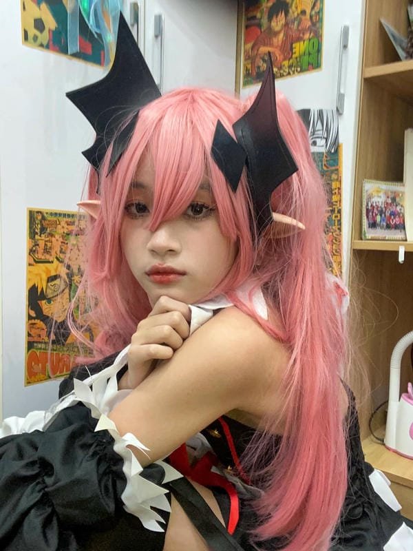 krul cosplay 14