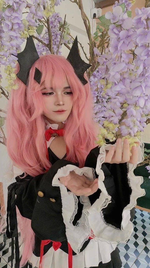 krul cosplay 20