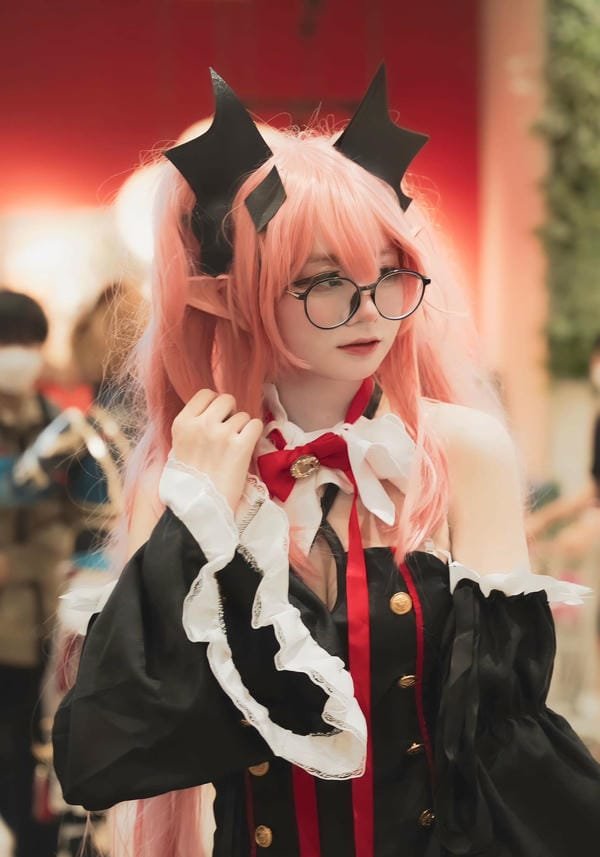 krul cosplay 4