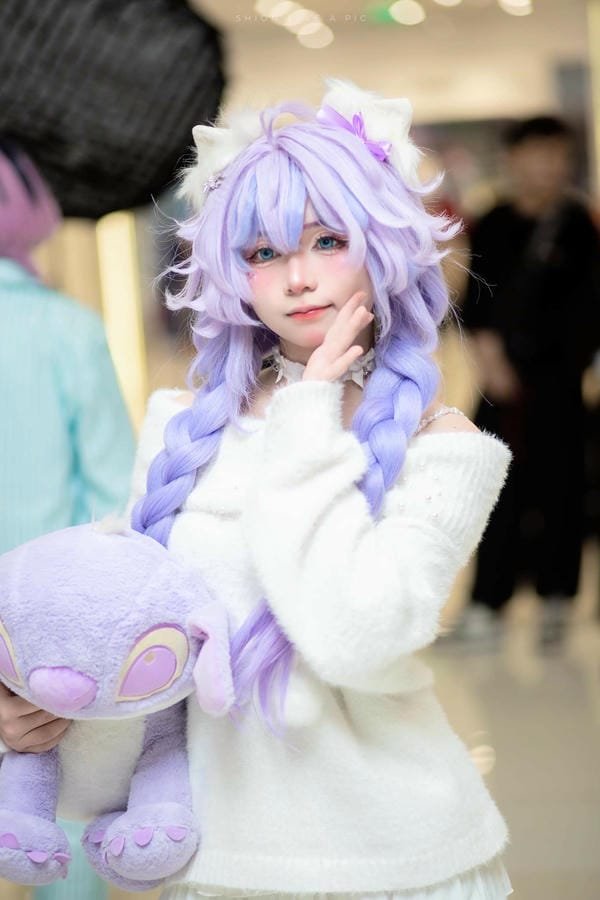 mèo cosplay anime​