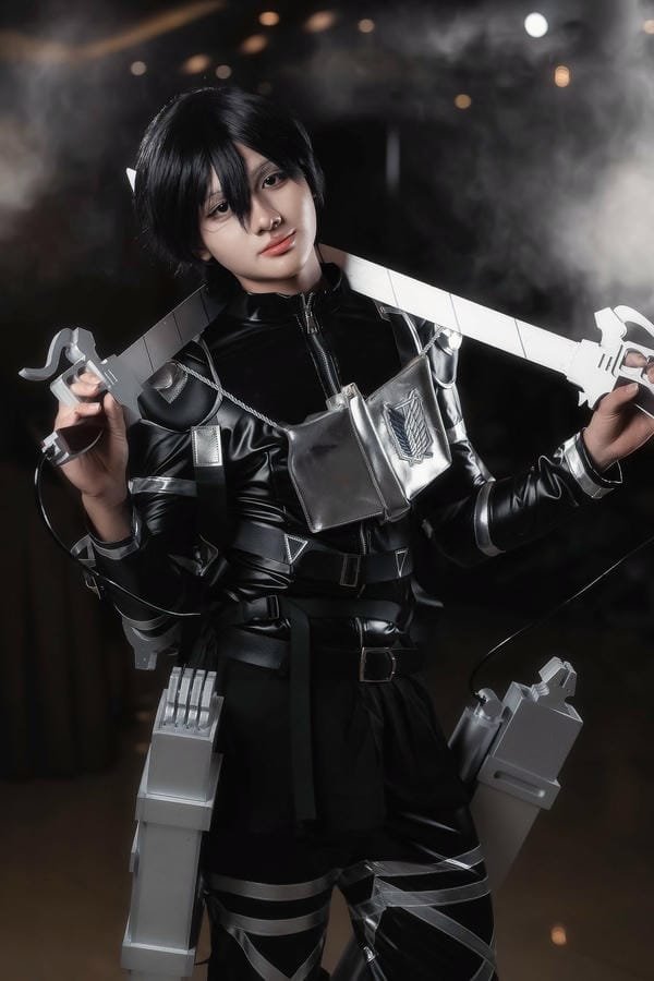 mikasa cosplay 24