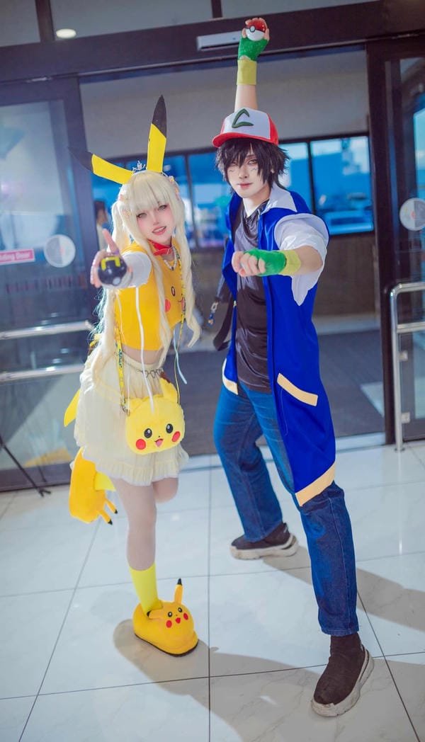 pikachu cosplay​ 13