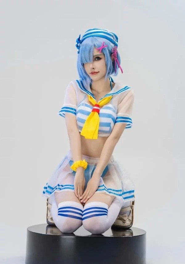 rem cosplay (27)