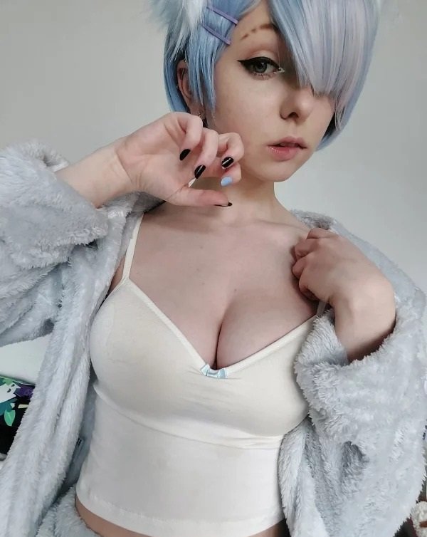 rem cosplay (8)
