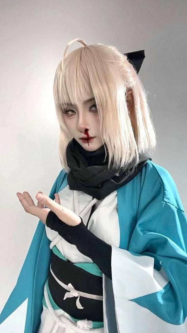 saber cosplay 13