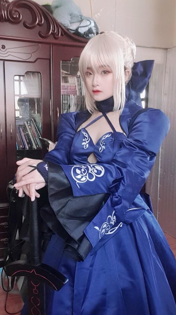 saber cosplay 26