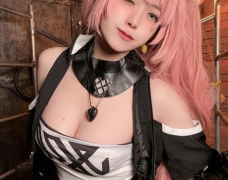 Top 99+ ảnh sexy anime cosplay đẹp nhất 2025 không thể bỏ lỡ