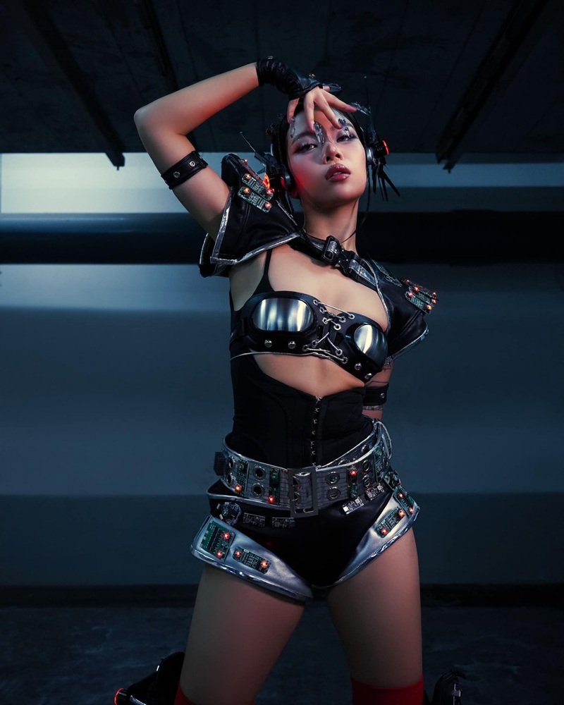 Tlinh sexy 17
