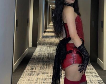 90+ hình ảnh Tlinh sexy đang làm dậy sóng mạng xã hội