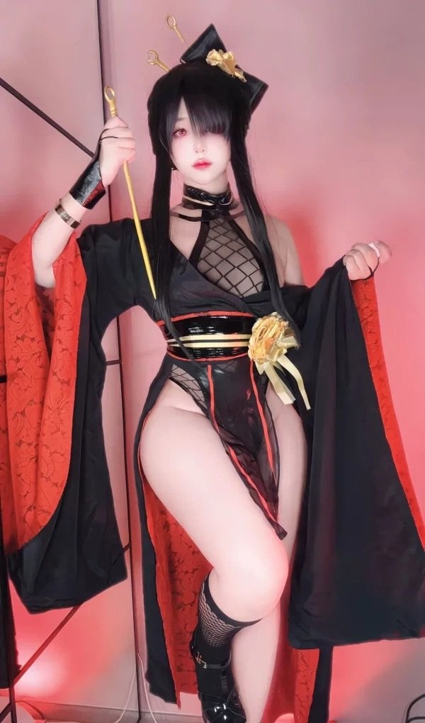 yor forger cosplay​ (2)