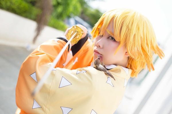 zenitsu cosplay 25