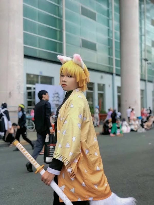 zenitsu cosplay 28