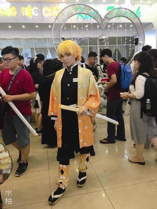 zenitsu cosplay 6