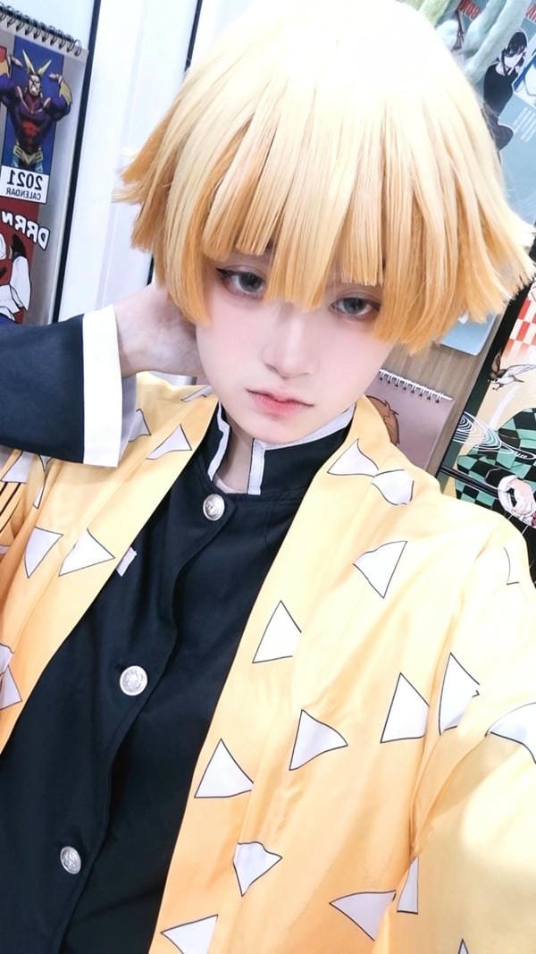 zenitsu cosplay đẹp
