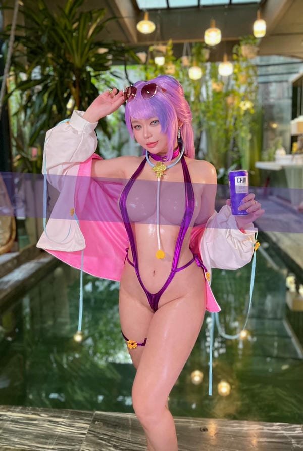 zinie quỳnh cosplay 25