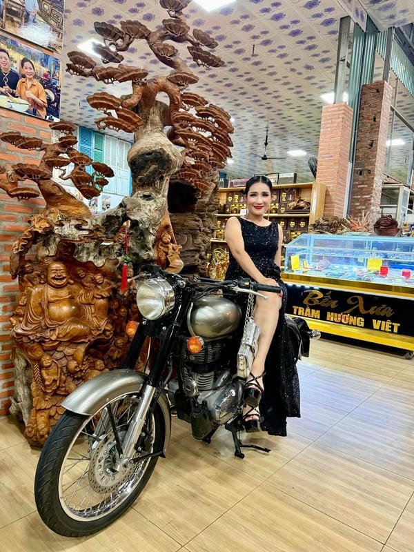 cát tường bikini (11)