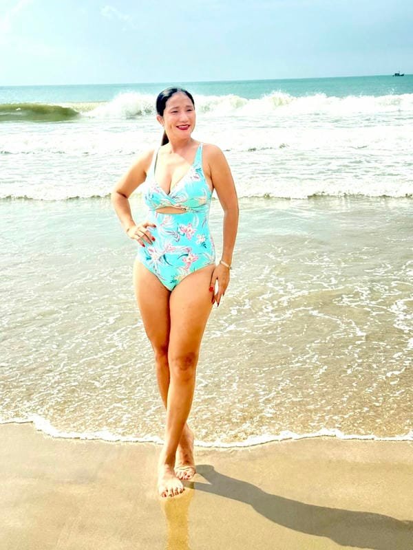 cát tường bikini (24)