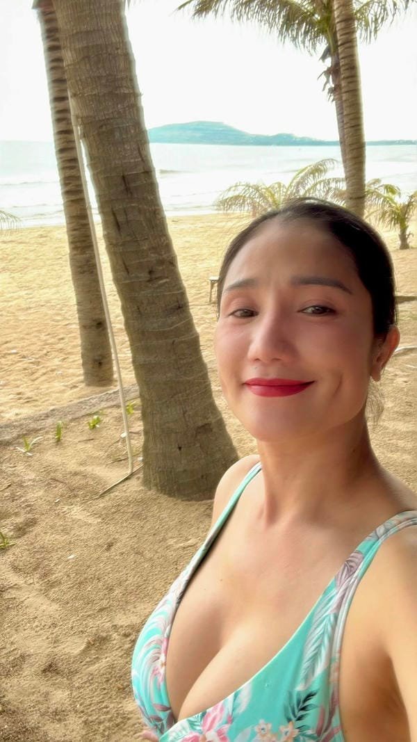 cát tường bikini (26)