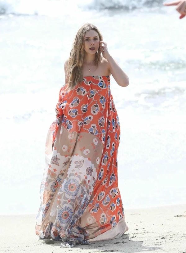 elizabeth olsen bikini (10)