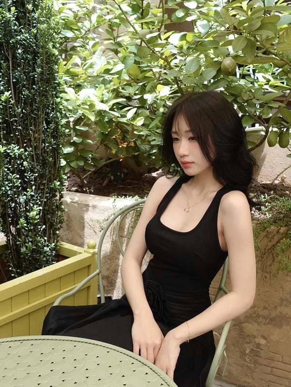 hoàng lan anh mặc bikini (18)