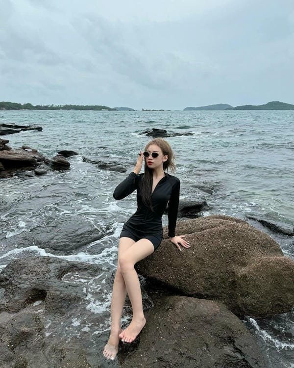 hoàng lan anh mặc bikini (5)